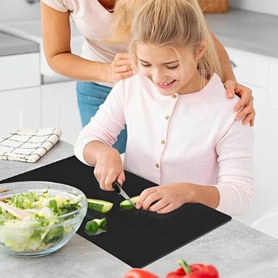 planche à découper Nokabo petite fille légume