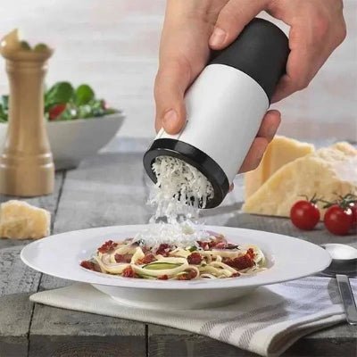 Râpe à fromage Râpiora plat pâte tomate